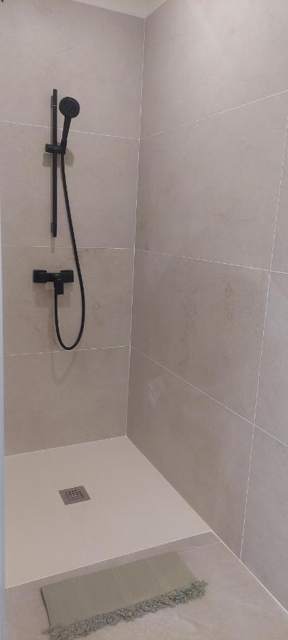 Villa St Francois Piscine Privee Chauffee ,Clim ,Parking Gratuit قرقشونه المظهر الخارجي الصورة